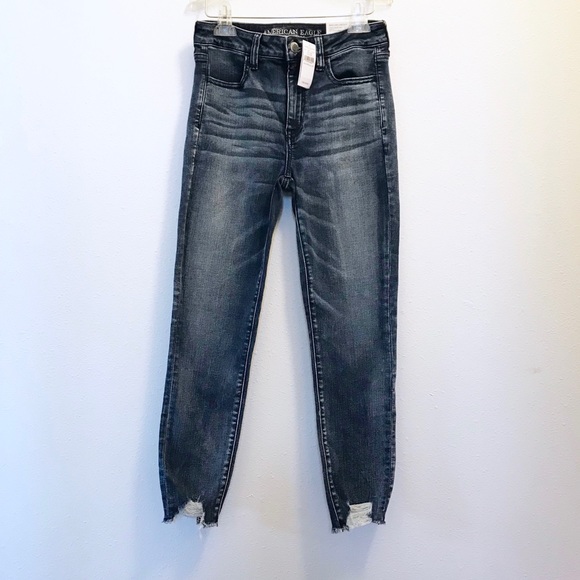 American Eagle Outfitters Denim - NWT American Eagle High-Rise Torn Hem Jegging